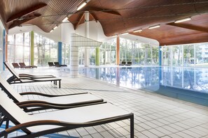 Innenpool, Außenpool, Cabañas (kostenlos), Sonnenschirme