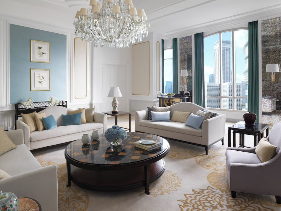 Presidential Suite, 1 Bedroom | Living area | 48-inch plasma TV with satellite channels, Smart TV, pay movies