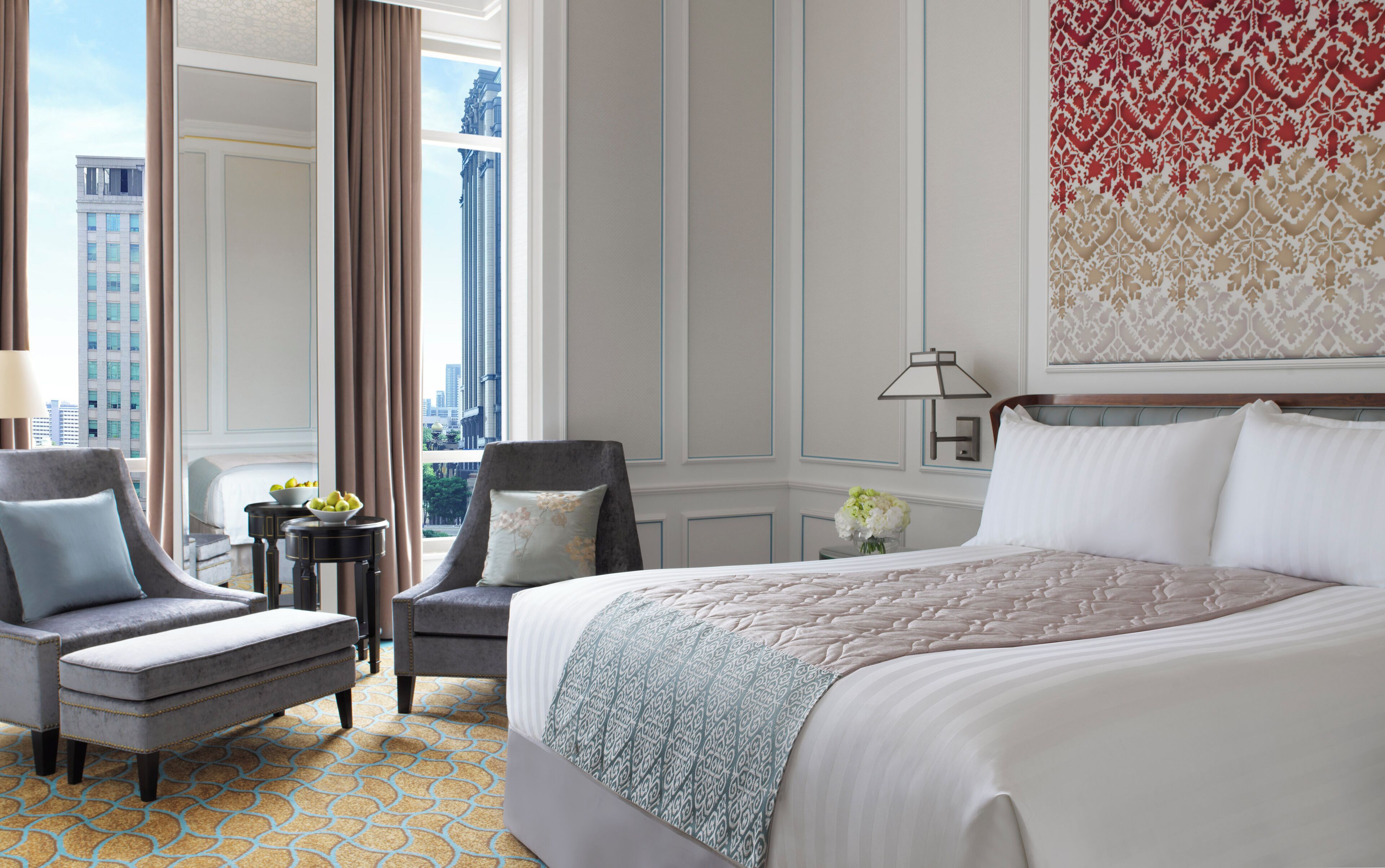 Premier Suite, 1 Bedroom | Minibar, in-room safe, desk, laptop workspace