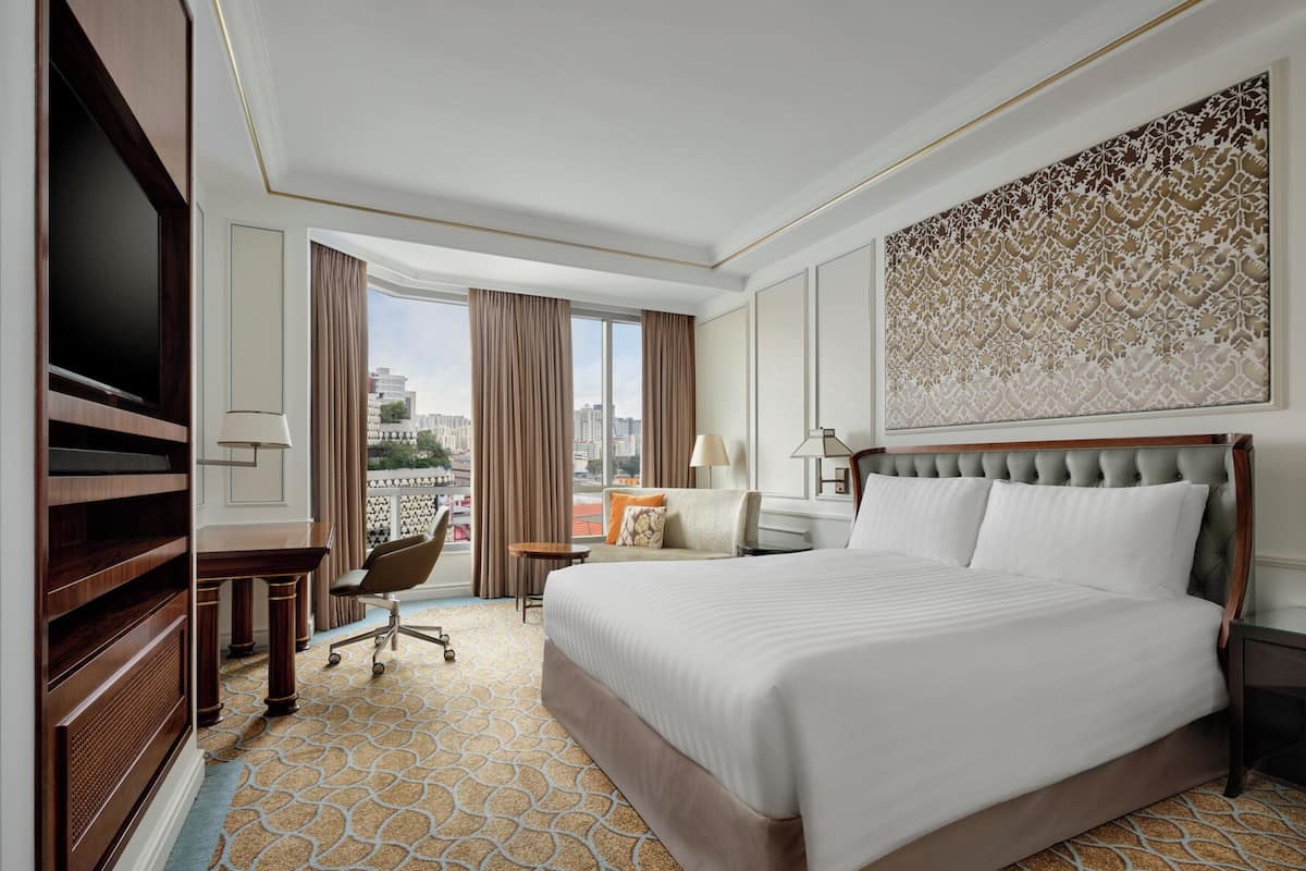 Minibar, in-room safe, desk, laptop workspace