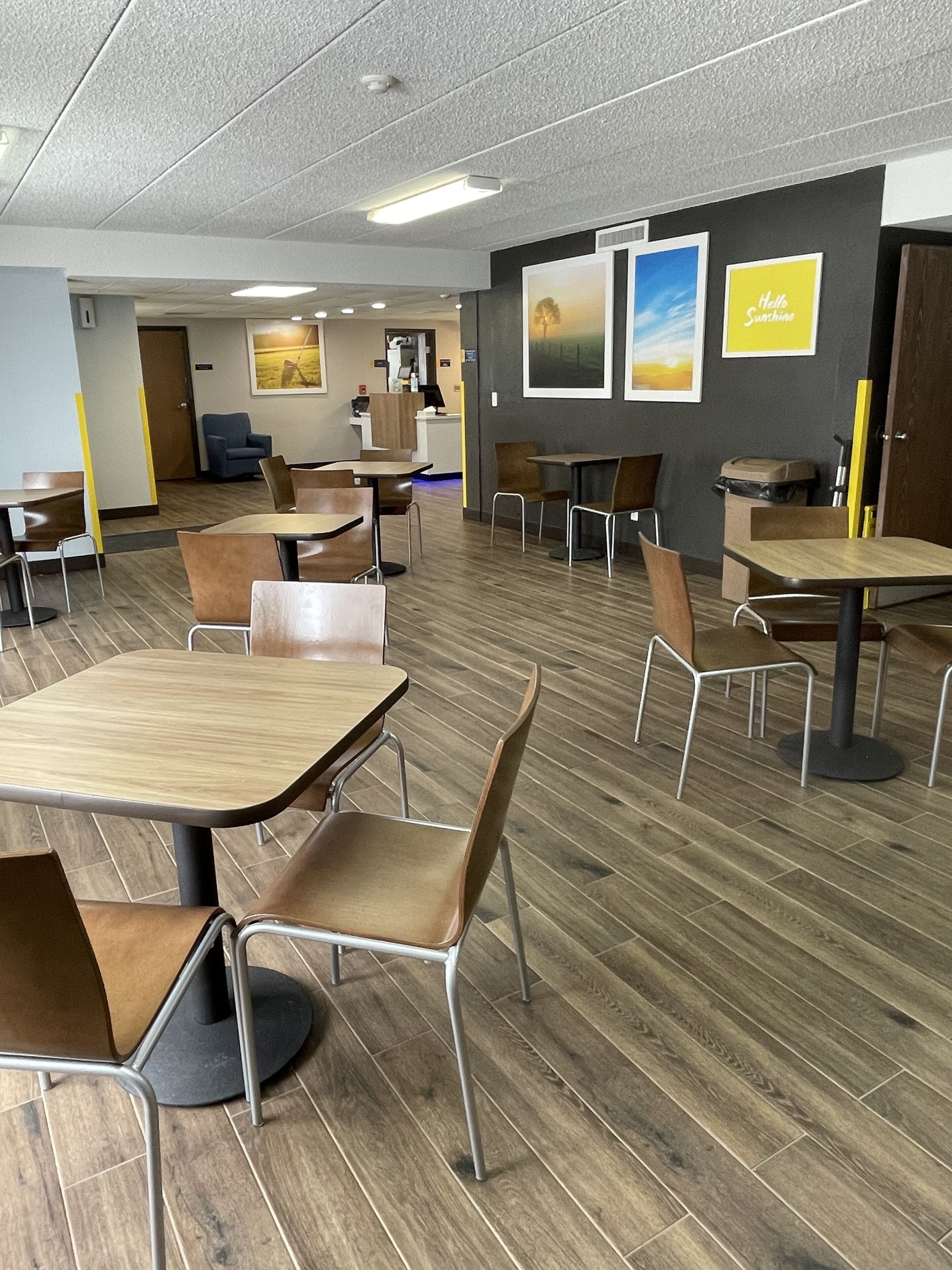 free daily continental breakfast