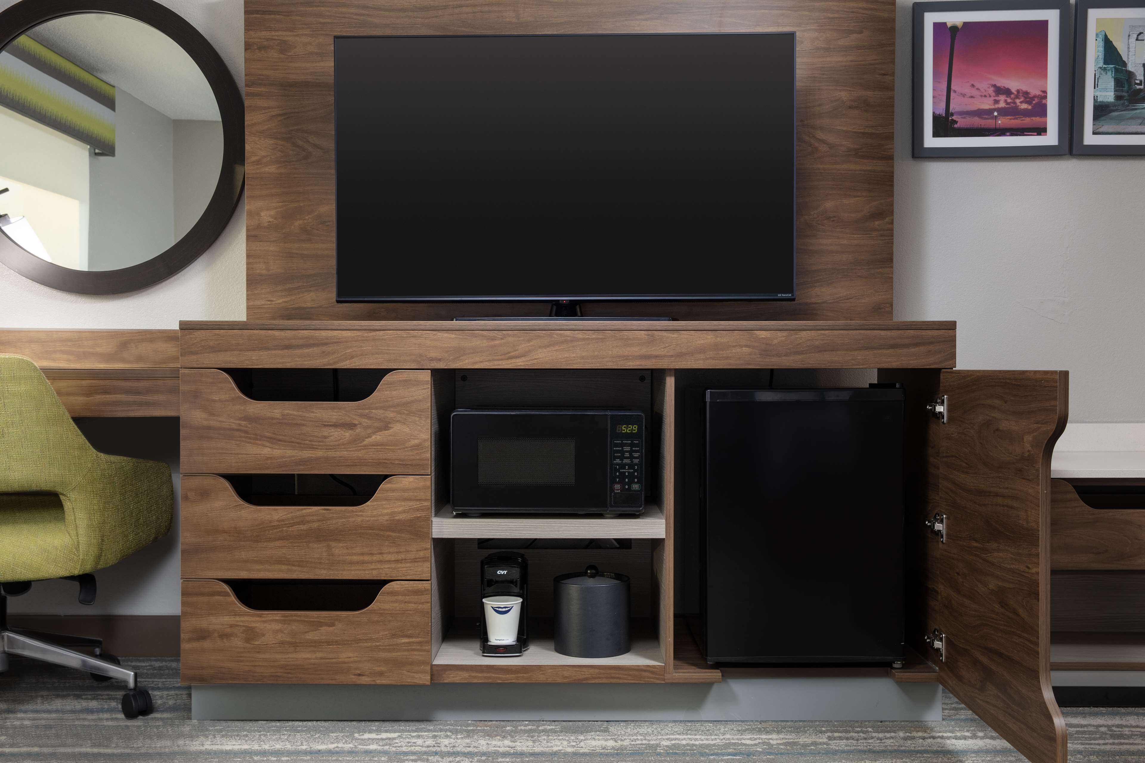 in-room safe, iron/ironing board, free wifi, bed sheets