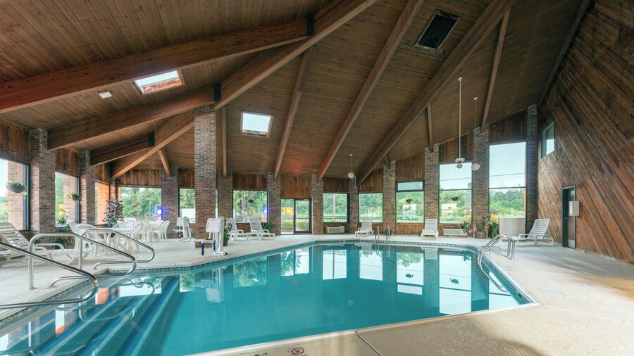 Baymont by Wyndham Louisville South I 65