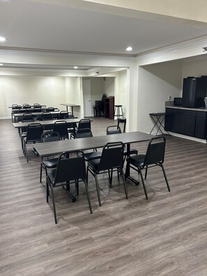 Meeting facility - Clarion Pointe - Greensboro Coliseum Area (Greensboro)