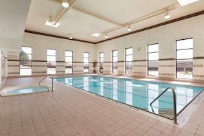 Piscine intérieure