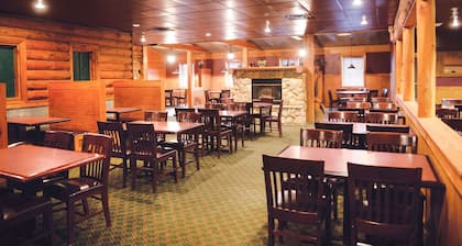 Quality Inn & Suites Ames Conference Center Near ISU Campus