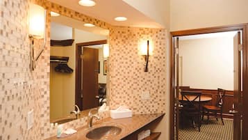 Vòi sen/bồn tắm kết hợp, đồ dùng nhà tắm miễn phí, máy sấy tóc