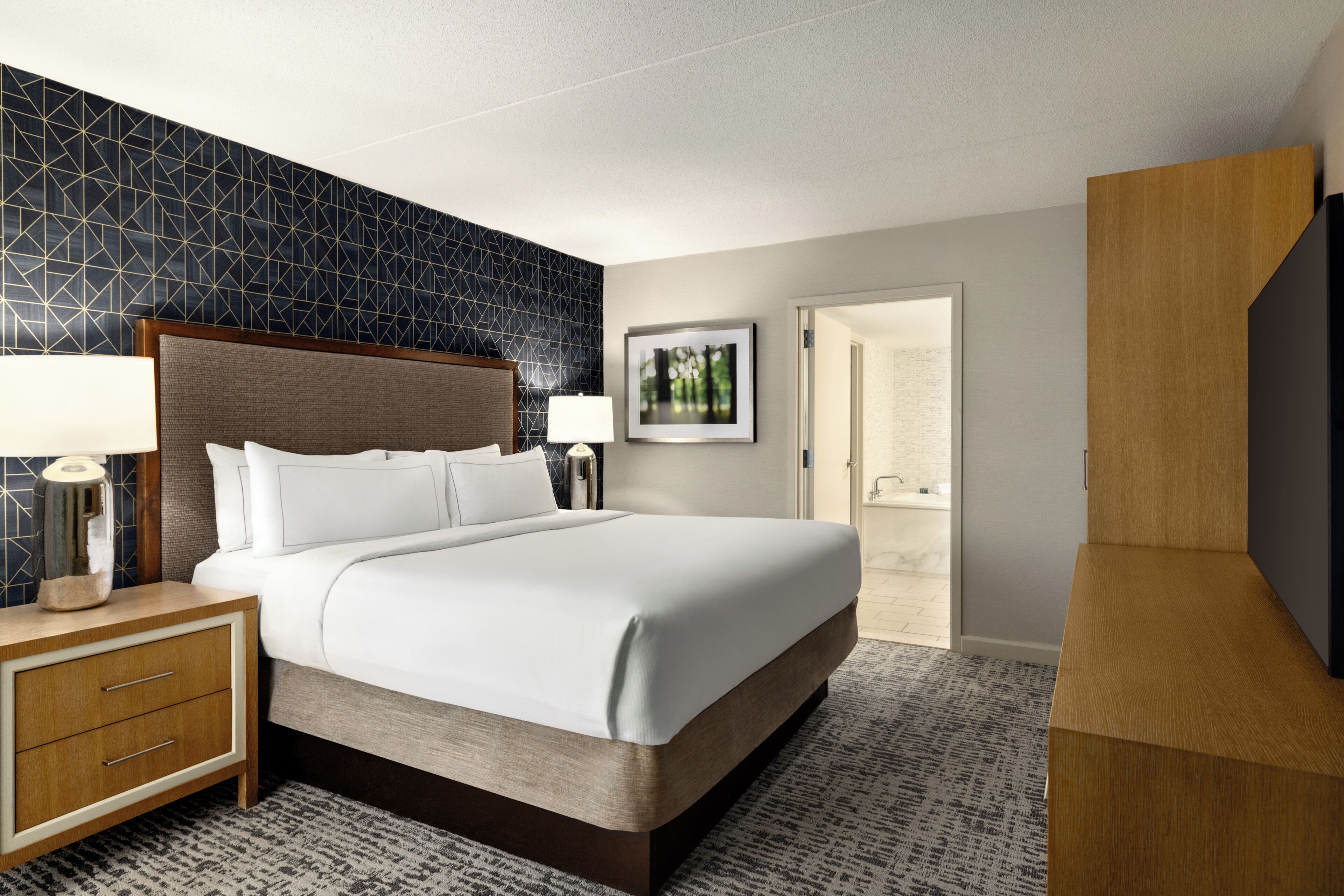 Photo - Doubletree by Hilton Pittsburgh — Green Tree