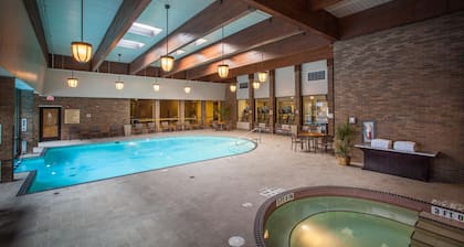 DoubleTree by Hilton Pittsburgh - Green Tree