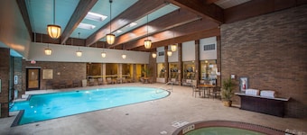 DoubleTree by Hilton Pittsburgh - Green Tree
