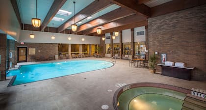 DoubleTree by Hilton Pittsburgh - Green Tree