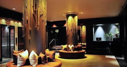 The Court - A St Giles Hotel