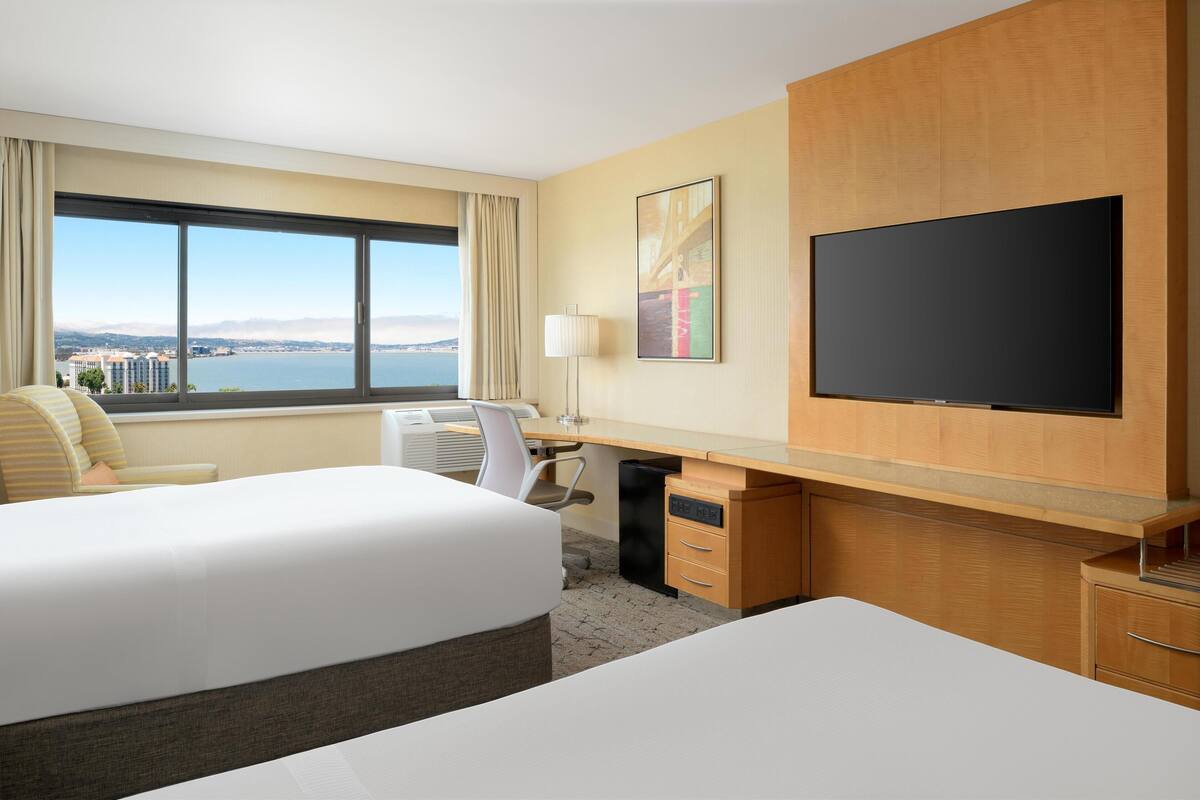 Premium bedding, pillowtop beds, in-room safe, desk