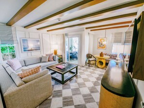 En 65-tommers LCD-TV med kabel-kanaler