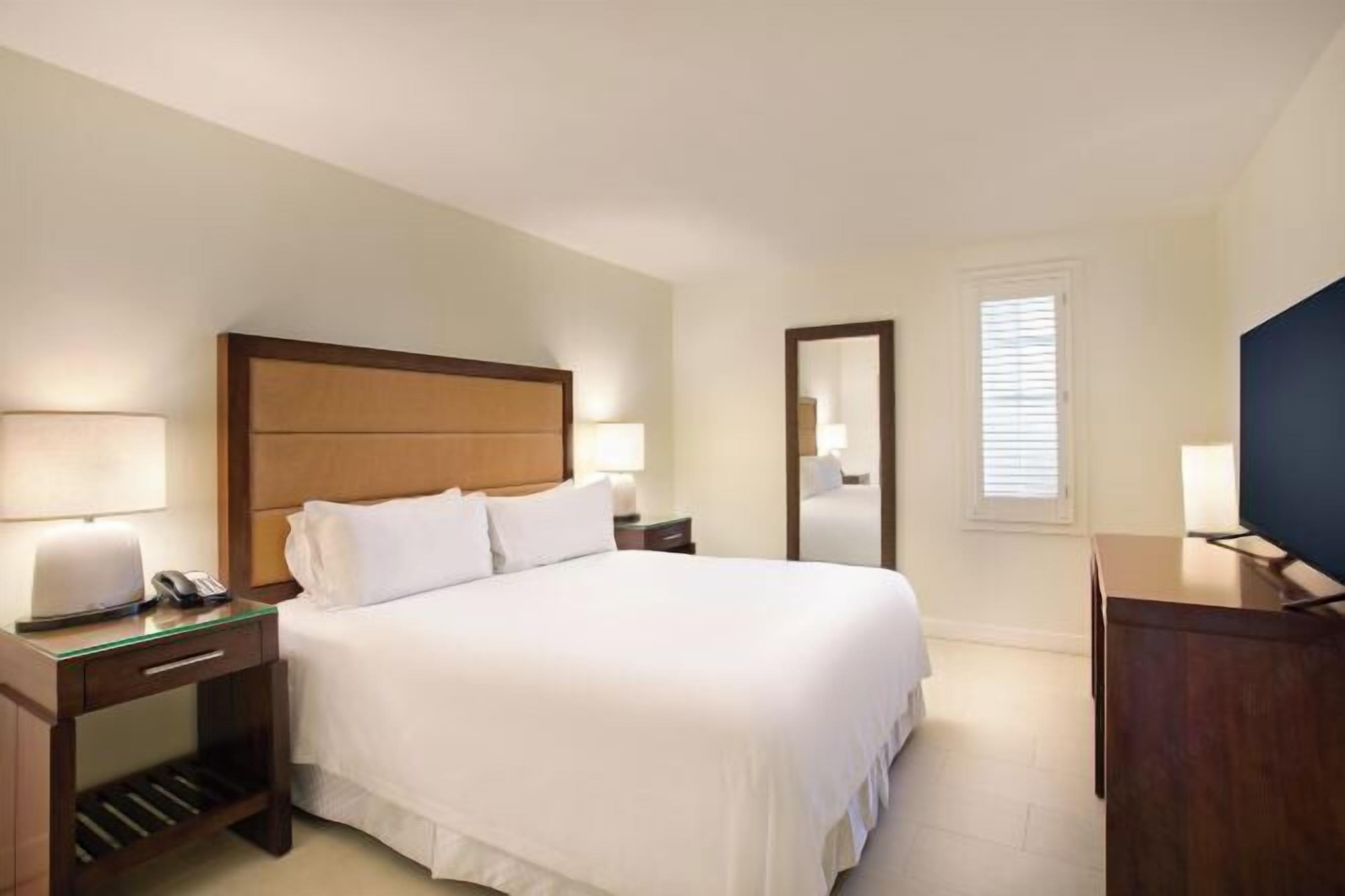 Hypo-allergenic bedding, in-room safe, blackout drapes