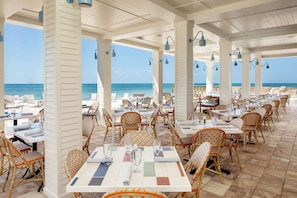 Restaurant - Casa Marina Key West, Curio Collection by Hilton (Key West)