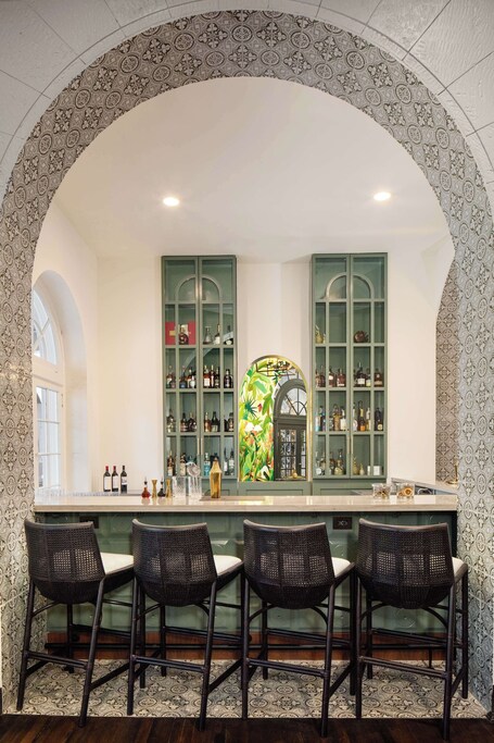 Casa Marina Key West, Curio Collection by Hilton - Image 11