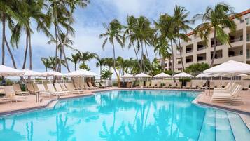 2 outdoor pools, pool umbrellas, pool loungers