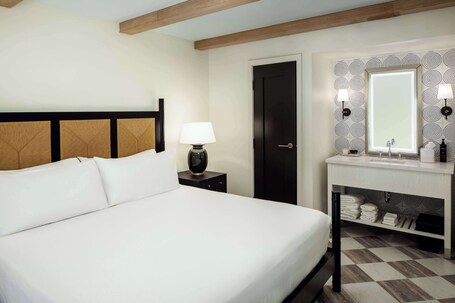 Casa Marina Key West, Curio Collection by Hilton - Image 97