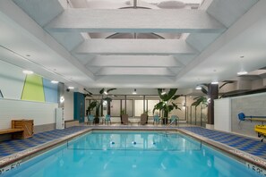 Indoor pool - Crowne Plaza Kitchener-Waterloo by IHG (Kitchener)