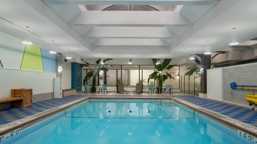 Crowne Plaza Kitchener-Waterloo by IHG