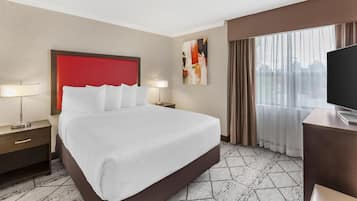 Svit - 1 queensize-säng - icke-rökare - mikrovågsugn (with Sofabed) | 1 sovrum, bäddmadrasser, skrivbord och arbetsyta för laptop