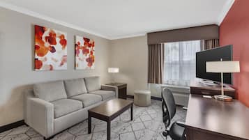 1 bedroom, pillow-top beds, desk, laptop workspace