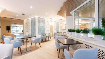 Bar (in der Unterkunft)