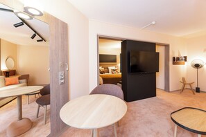 Junior Suite, 1 King Bed with Sofa bed