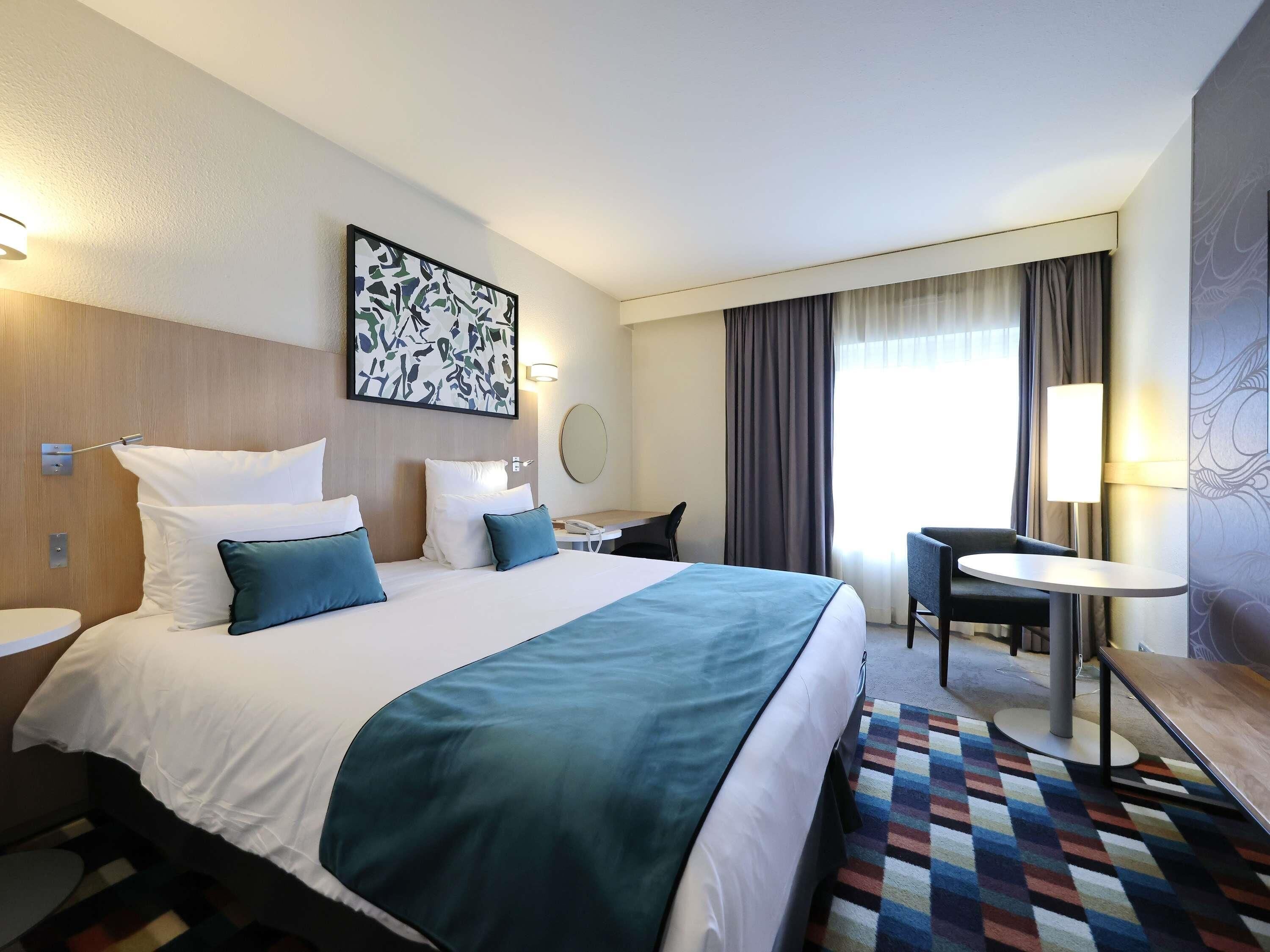 Hochwertige Bettwaren, Select-Comfort-Betten, Schreibtisch