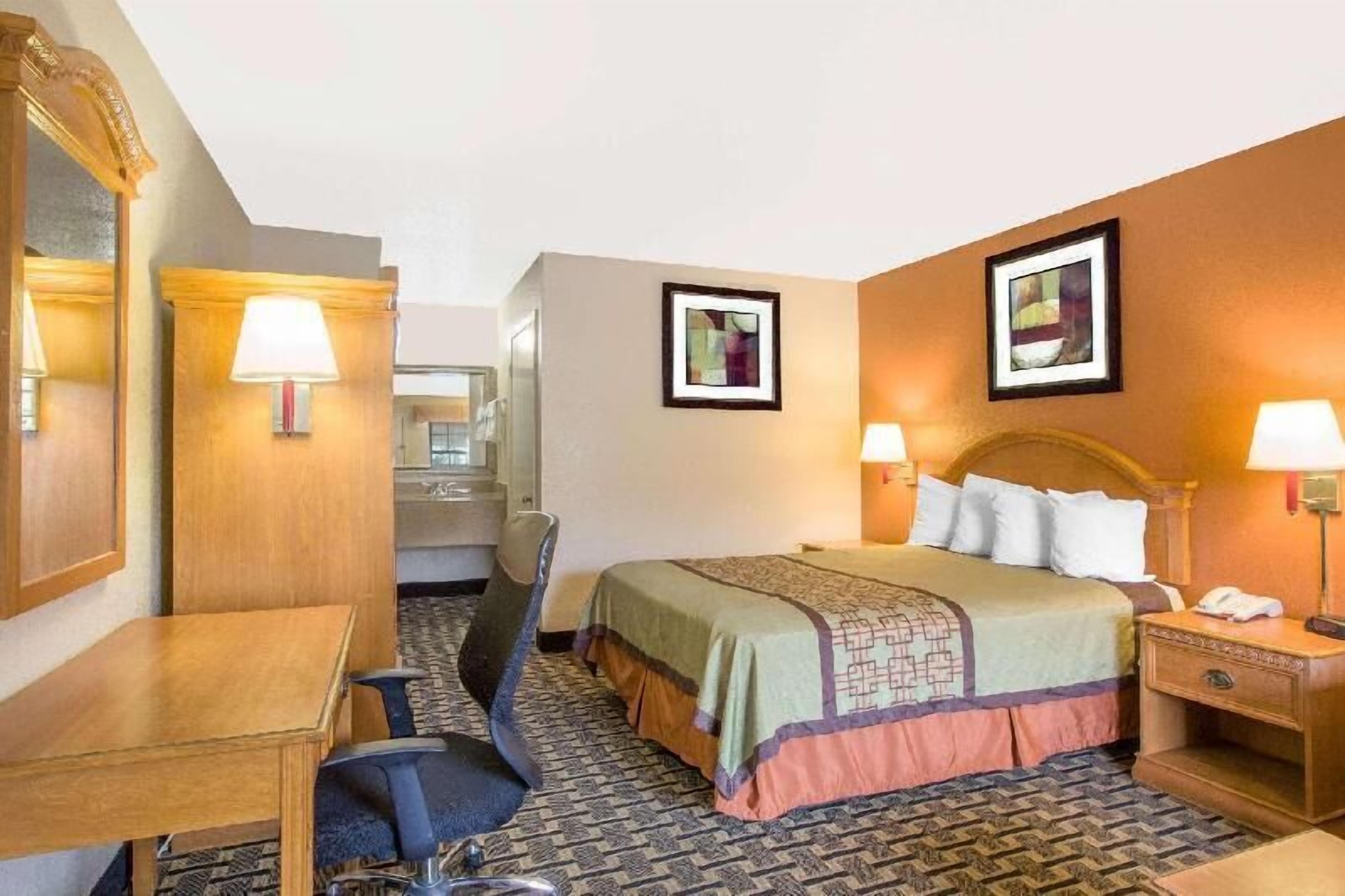 Desk, free WiFi, bed sheets