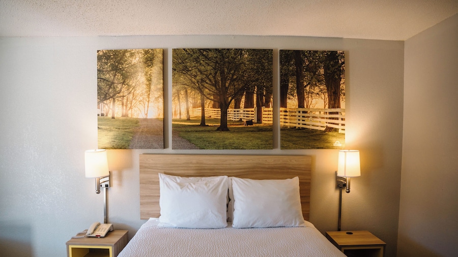 Days Inn by Wyndham Monroe LA