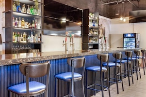 Bar (en la propiedad)