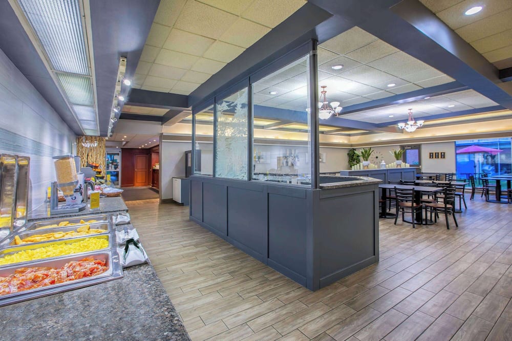Days Inn by Wyndham Sudbury & Conference Centre