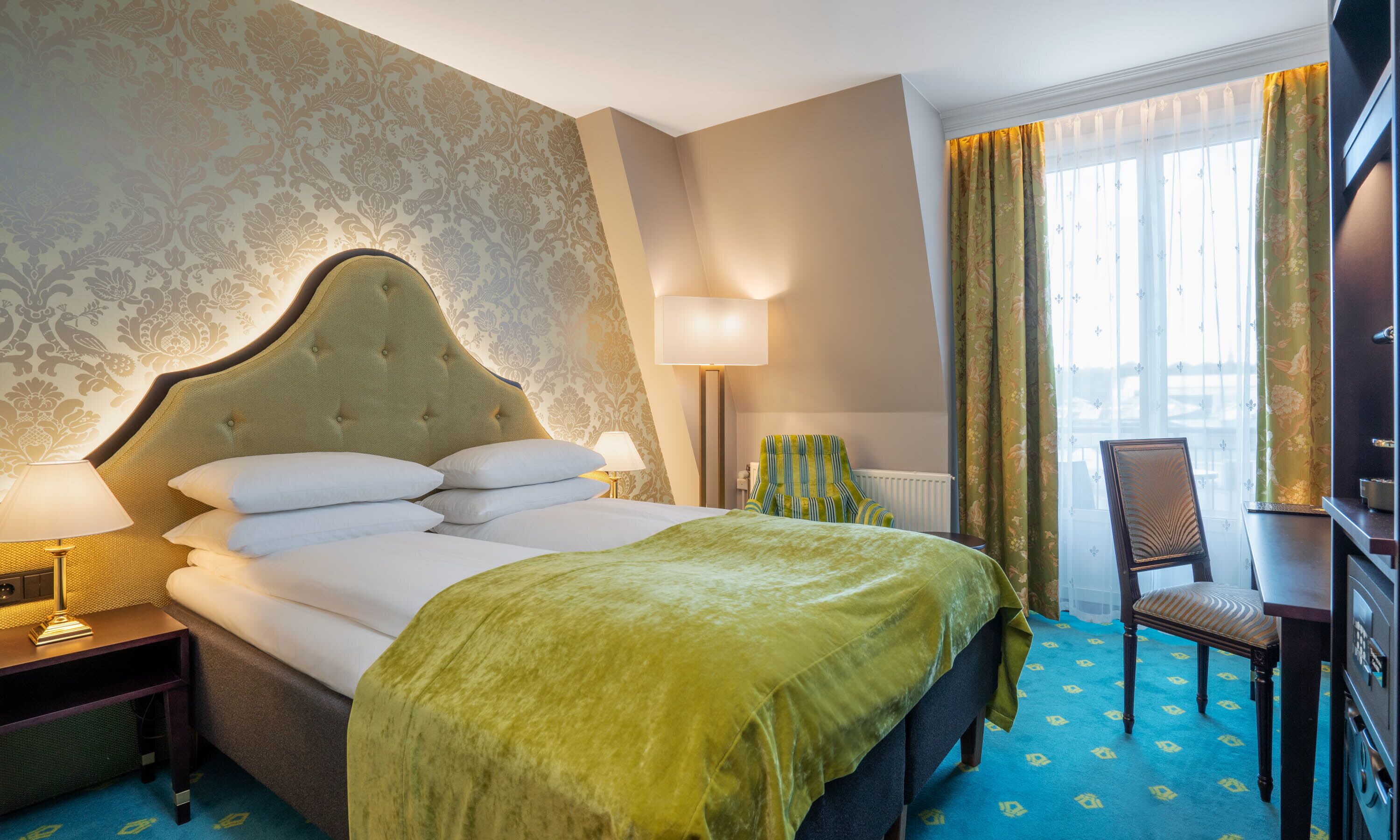 標準雙人房, 非吸煙房 | 迷你吧、客房內保險箱、書桌、筆電工作空間