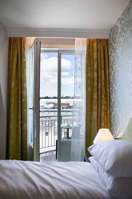 Hotel Bristol – Affordable hotel in Oslo