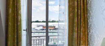 Hotel Bristol