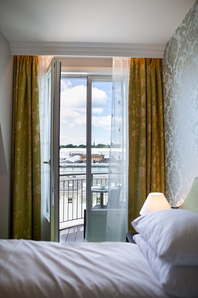 Hotel Bristol