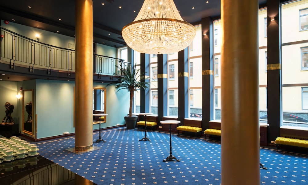 Hotel Bristol by null