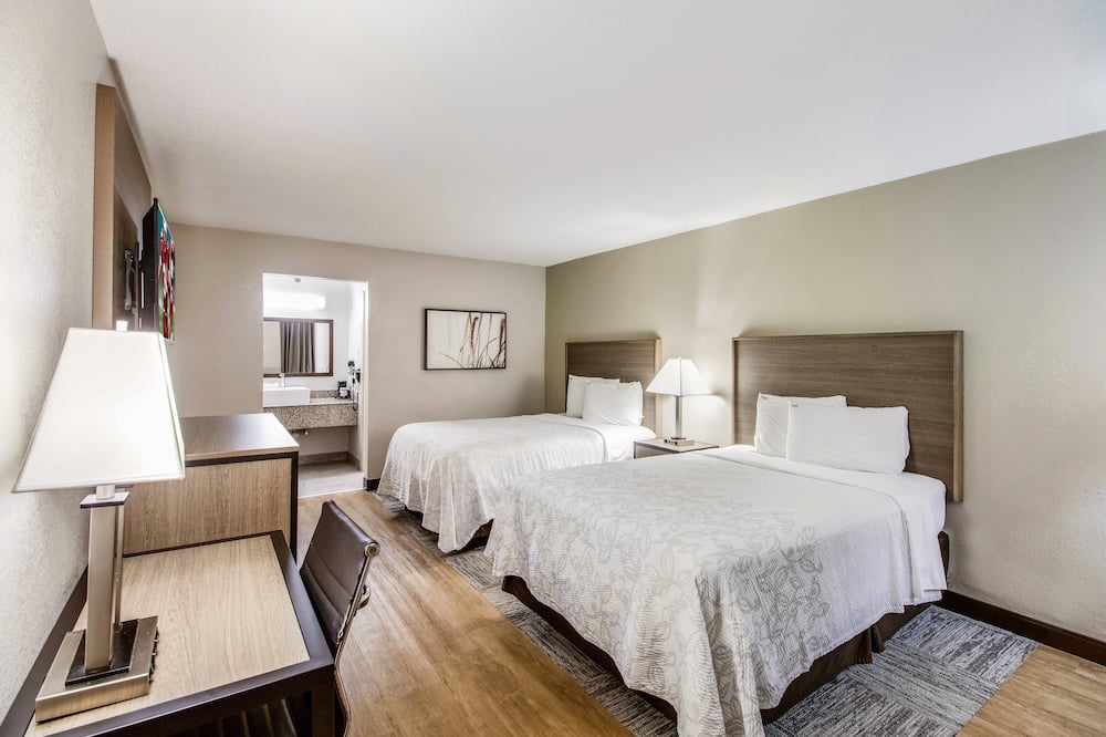 Red Roof Inn PLUS+ Dallas – Addison