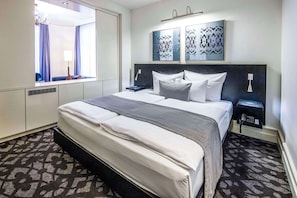 Suite | In-room safe, free WiFi, bed sheets