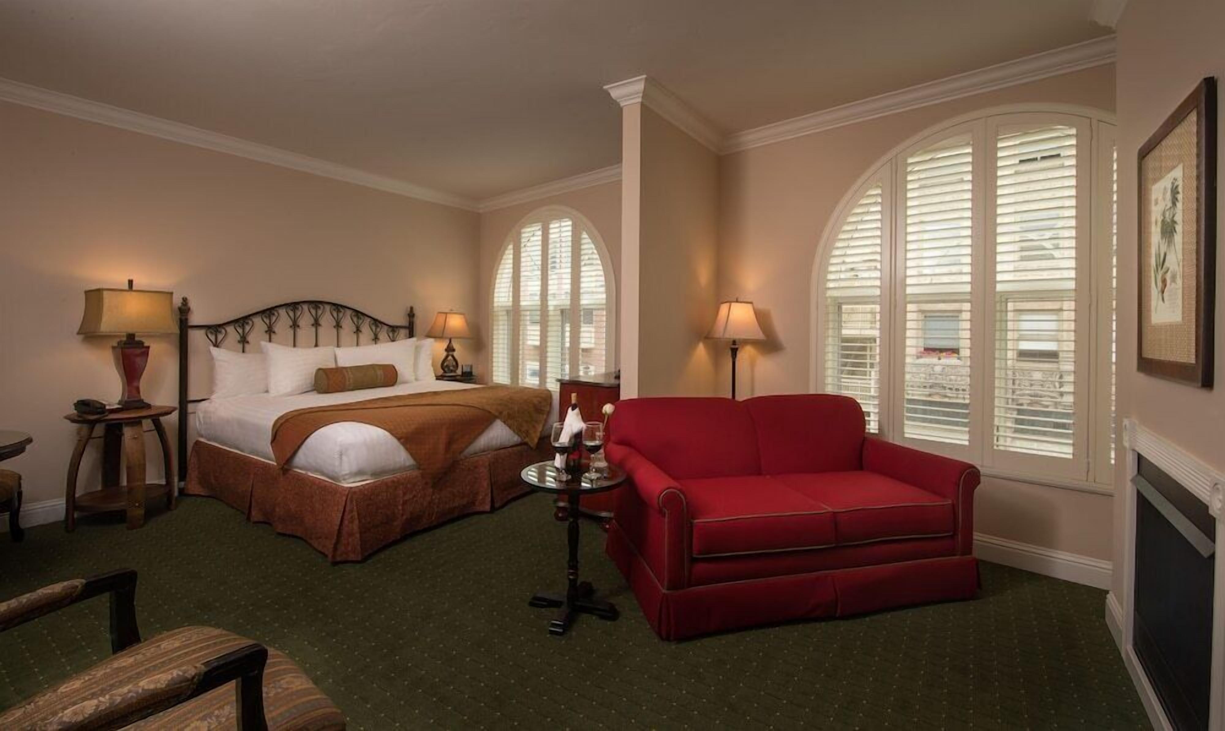 Premium bedding, pillowtop beds, rollaway beds, free WiFi