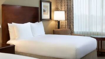 Habitación, 2 camas dobles | 1 dormitorio y ropa de cama de alta calidad