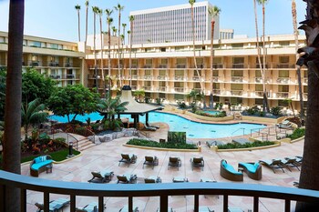 Hotel room view looking out at Los Angeles Airport Marriott