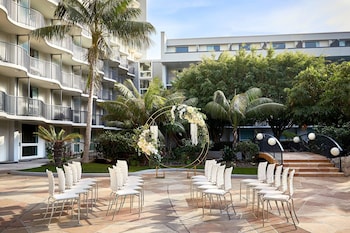 Meeting space at Los Angeles Airport Marriott