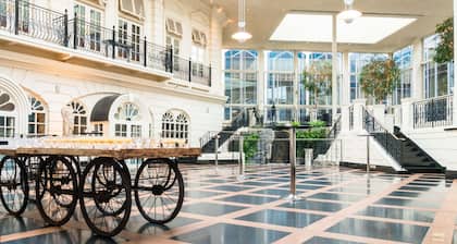 Radisson Blu Hotel, London Heathrow