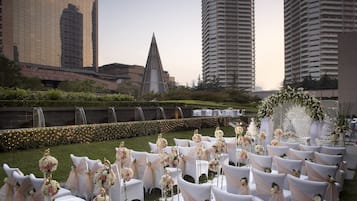 Area banquet outdoor