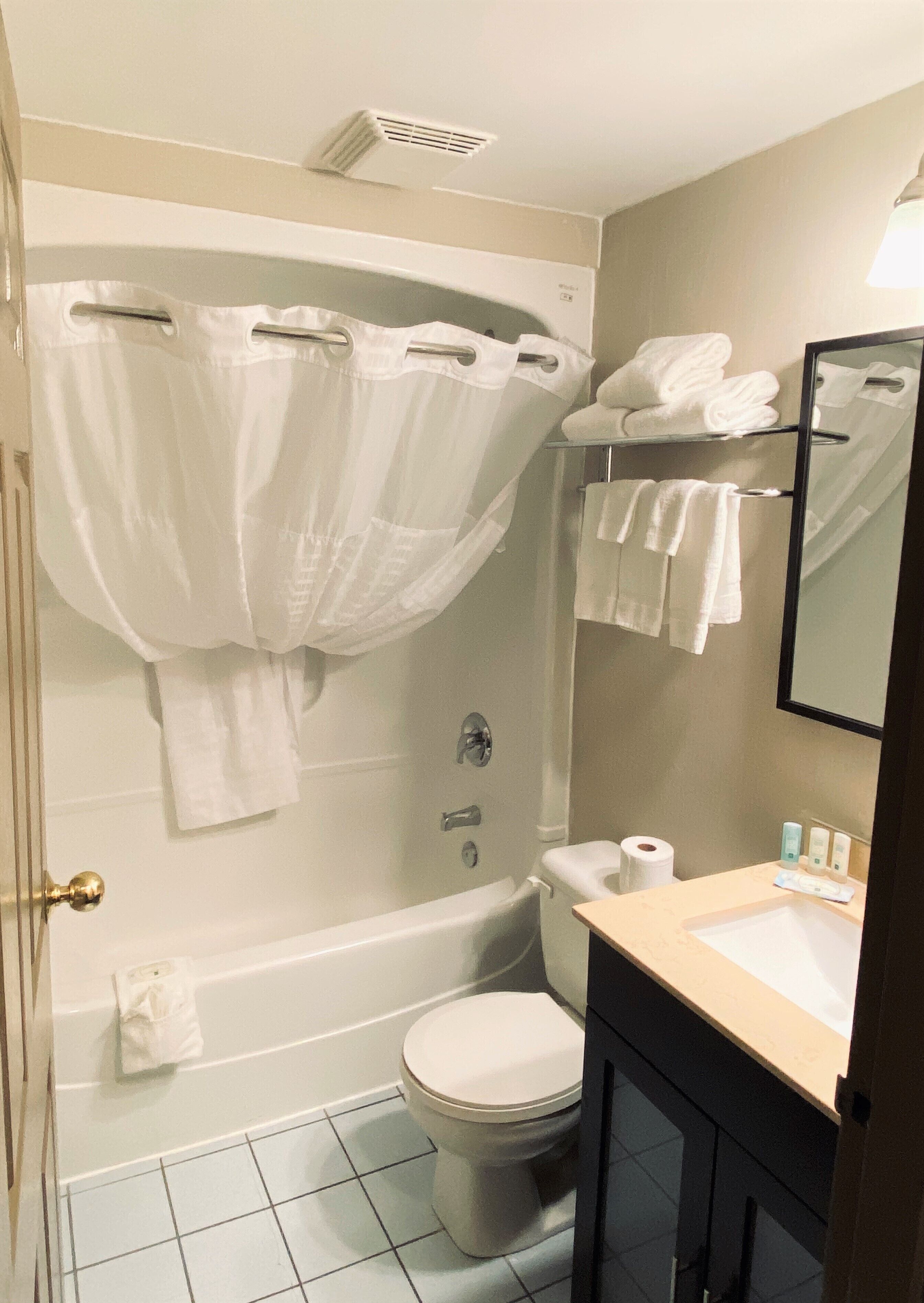 Photo - Quality Inn & Suites