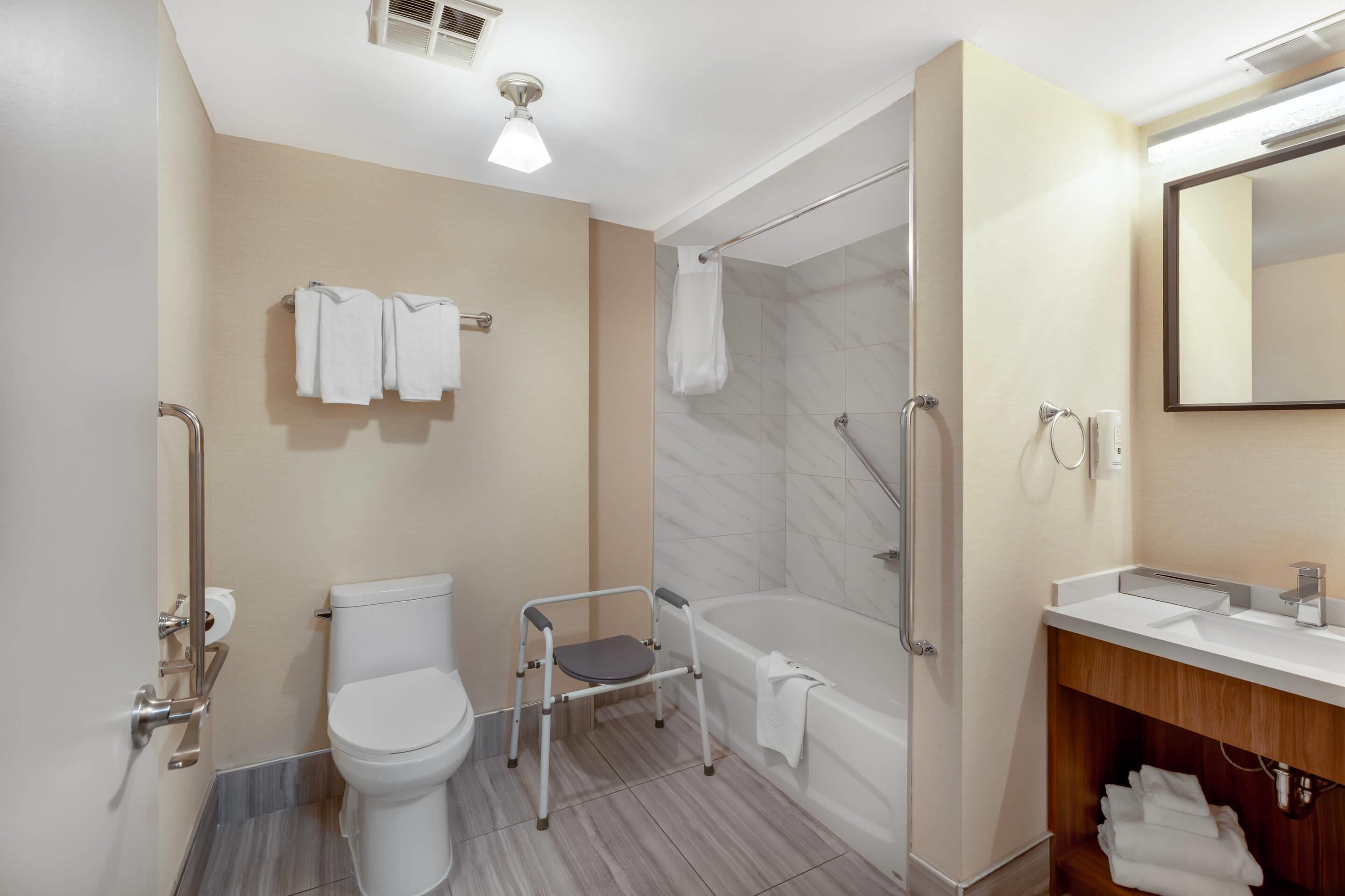 Room, 2 Queen Beds, Accessible, Non Smoking (Upgrade)