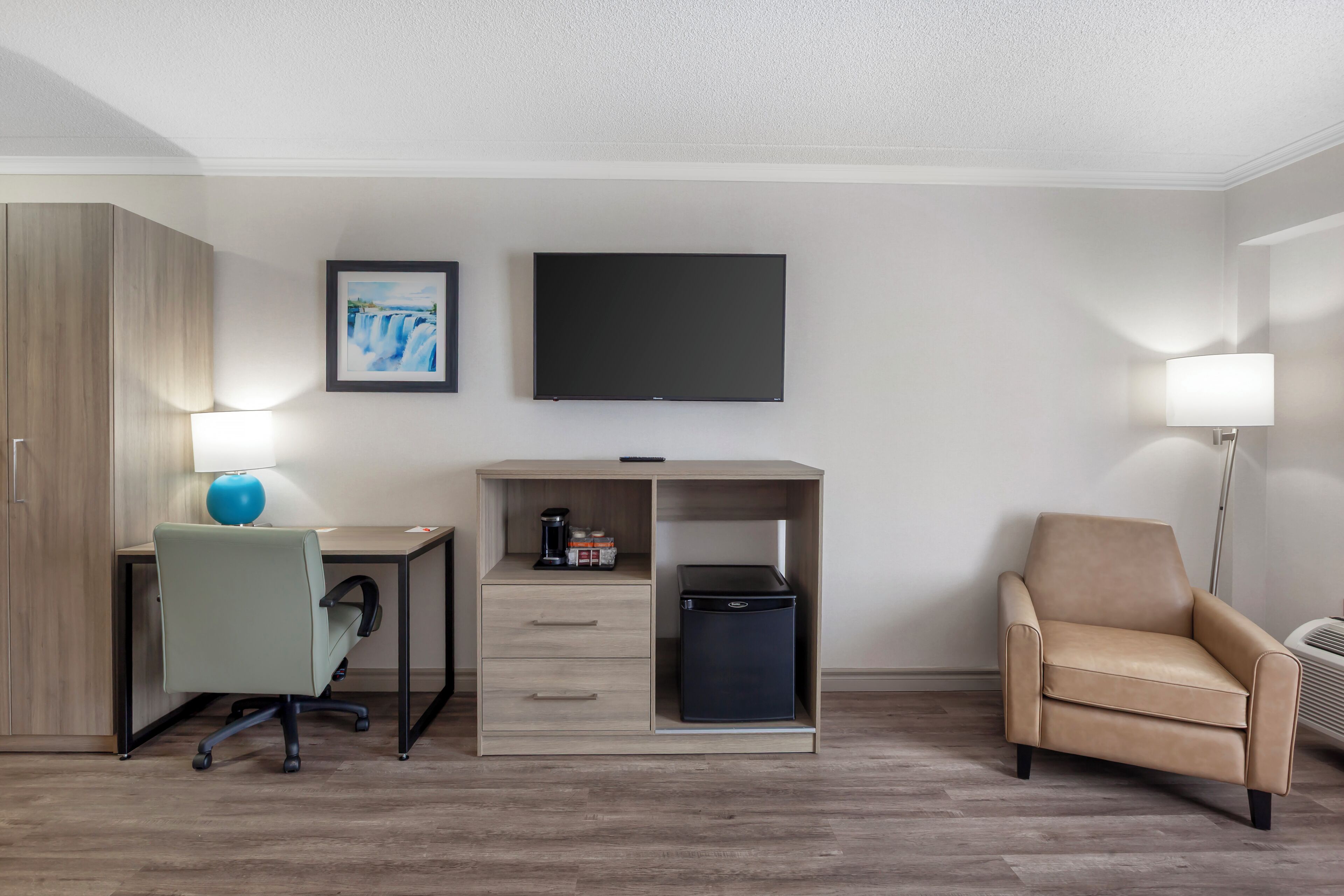 Photo - Quality Inn & Suites